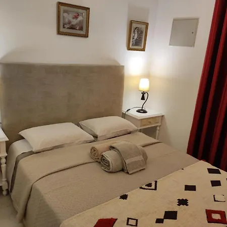 Lemos Family House *