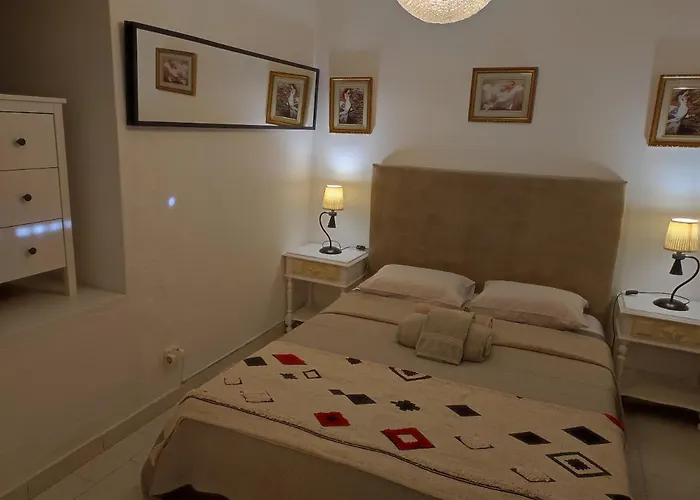 Lemos Family House بيت للعطل نازاريه
