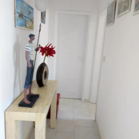 Lemos Family House